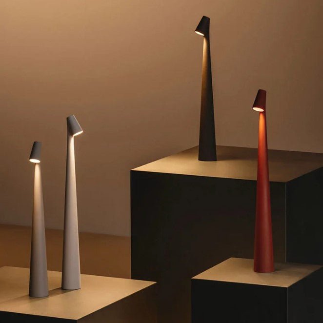 LuminaVista Portable table lamp