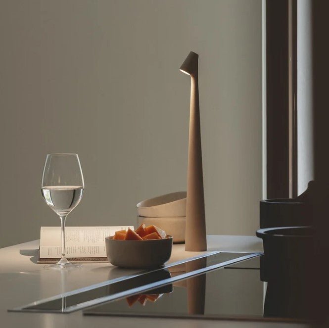 LuminaVista Portable table lamp