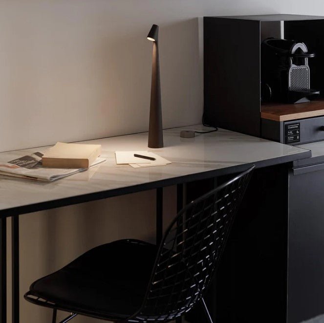 LuminaVista Portable table lamp